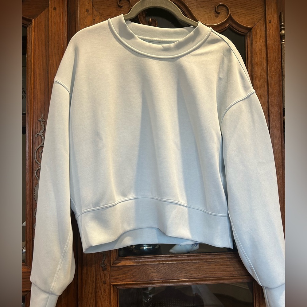 Lululemon - Softstream Perfectly Oversized Cropped crew - sheer blue - size 2